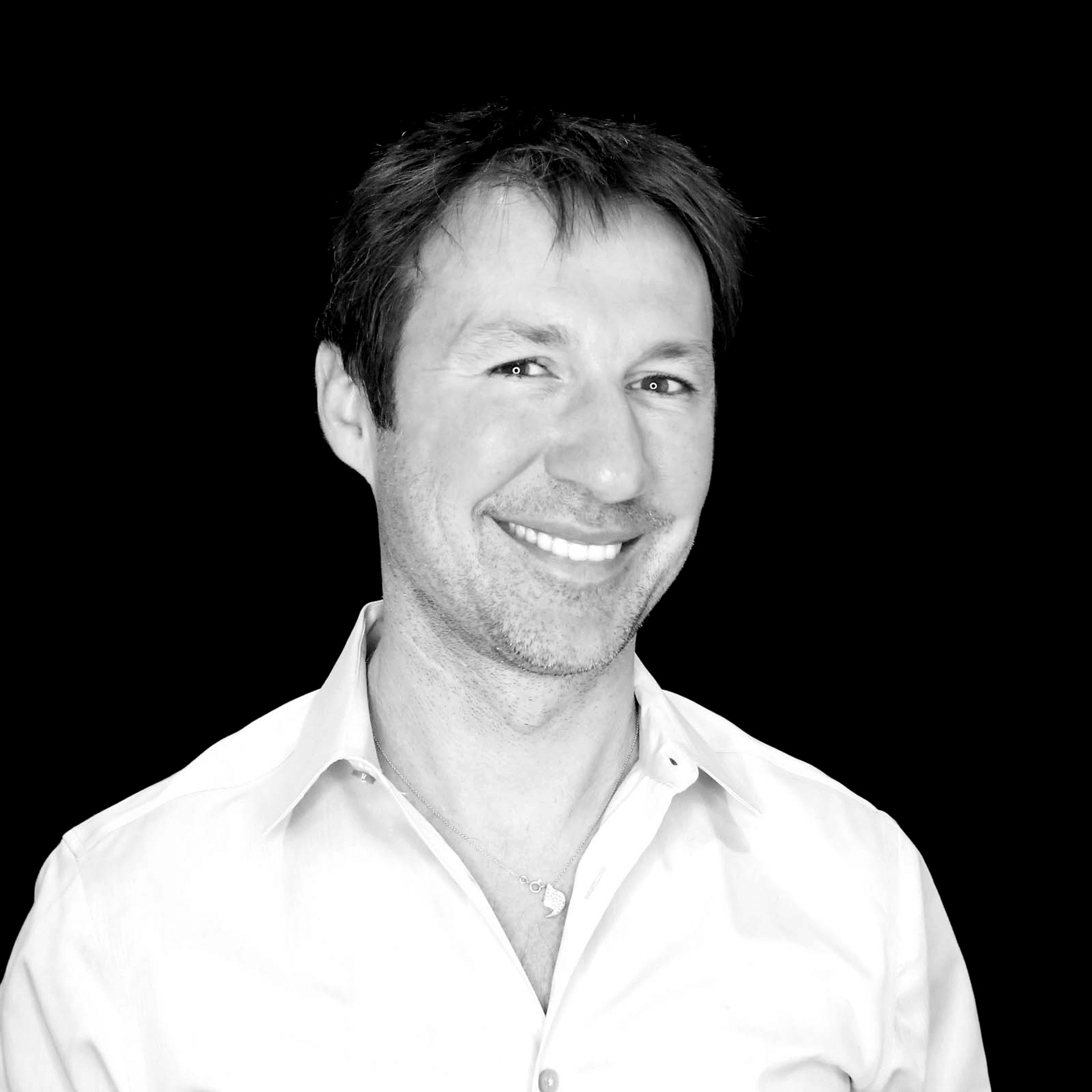 Portrait of Ludovic Audesson, a professional stylist at Toka Salon, showcasing their expertise and style.